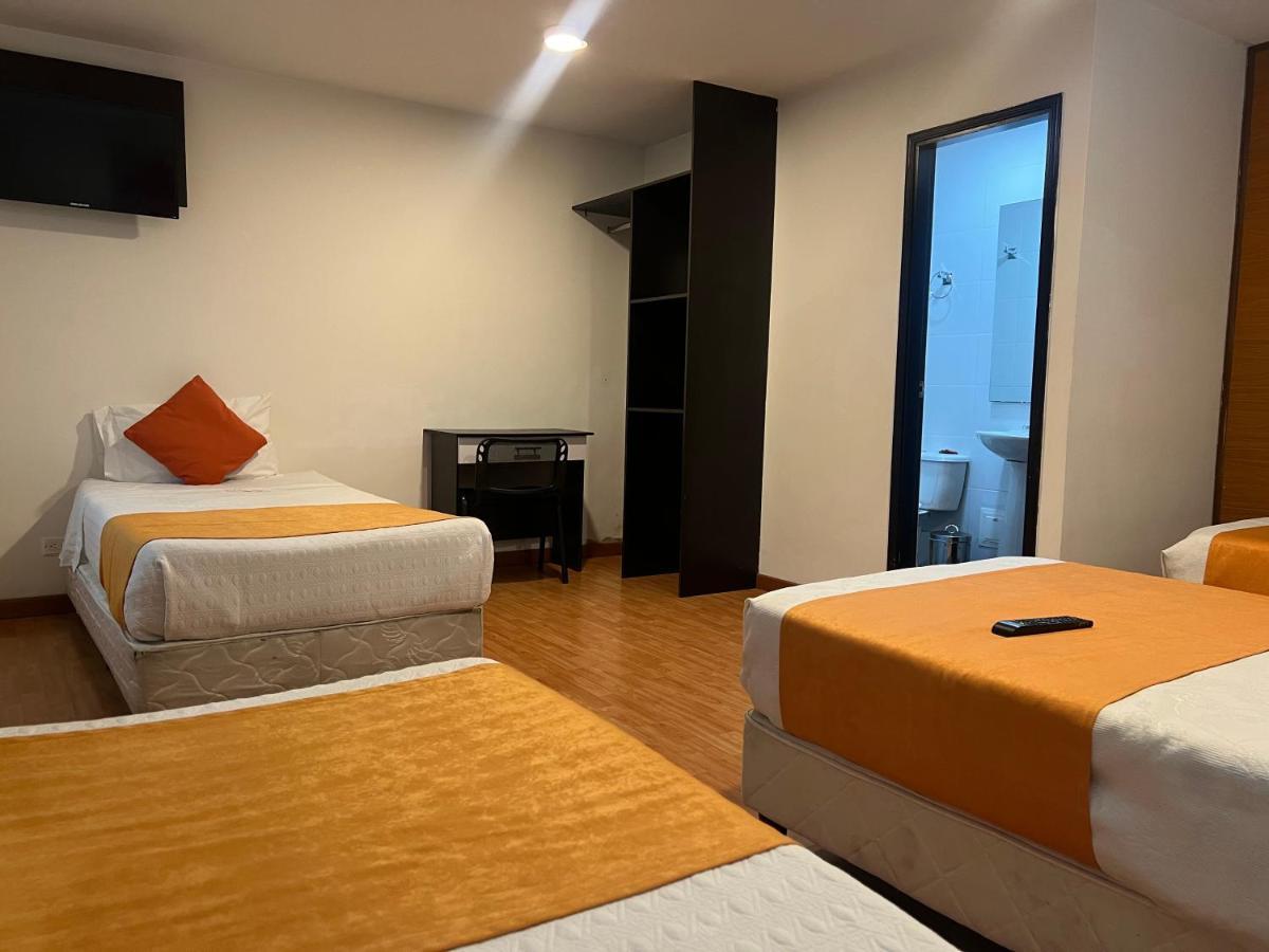 Hotel Ferias Park Богота Екстериор снимка