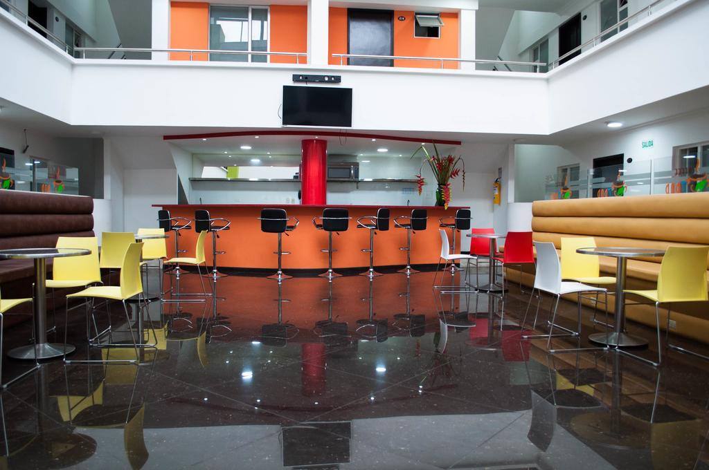 Hotel Ferias Park Богота Екстериор снимка