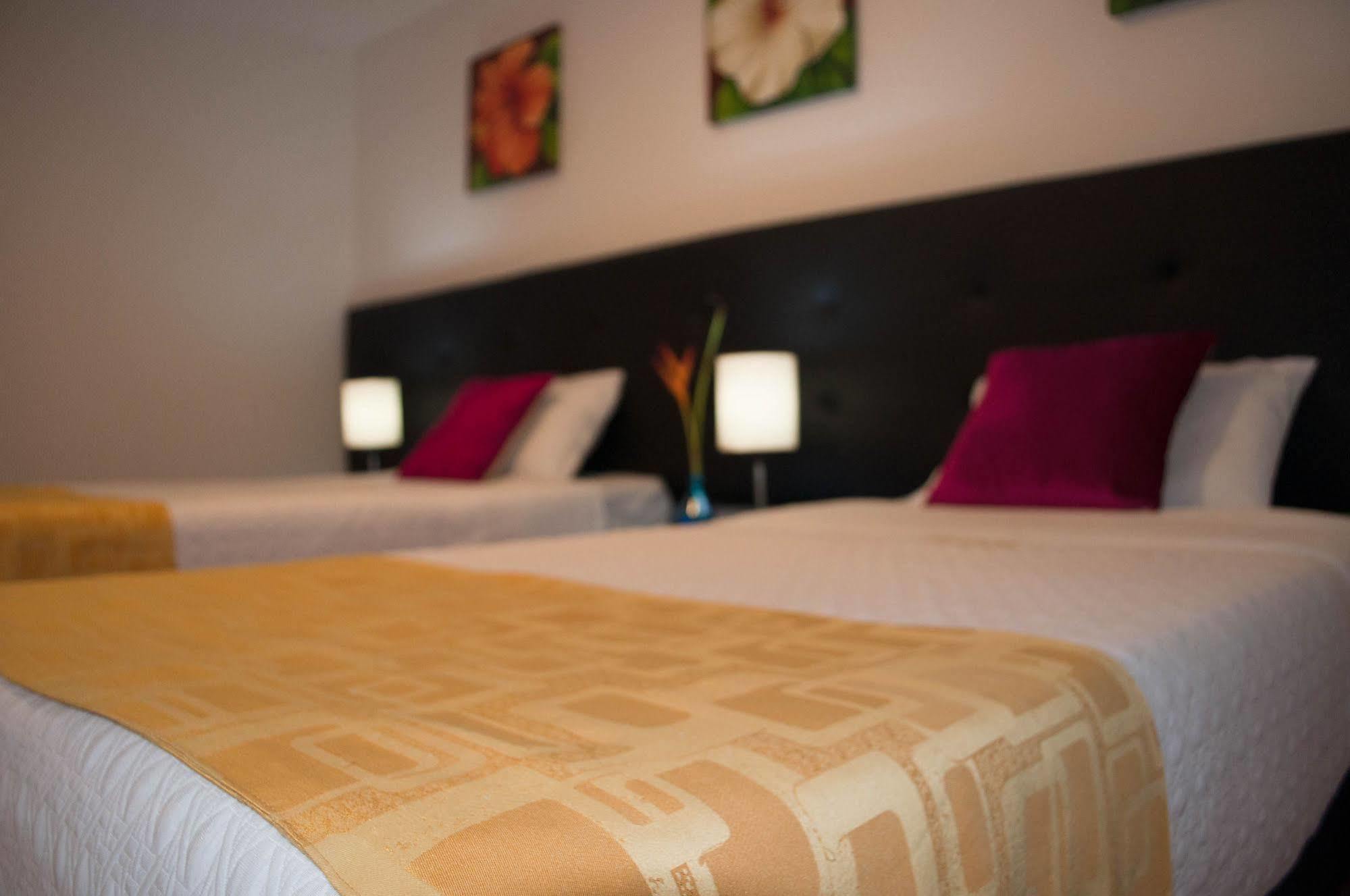 Hotel Ferias Park Богота Екстериор снимка